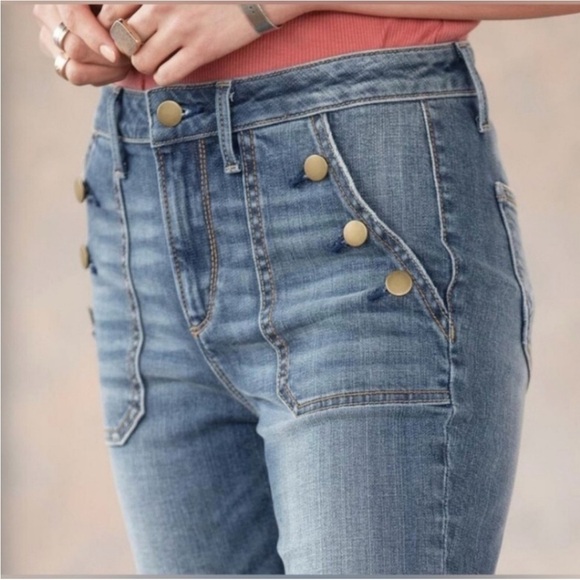 Driftwood Farrah Flare Button Pocket Medium Wash Mid Rise Jeans - Picture 2 of 6